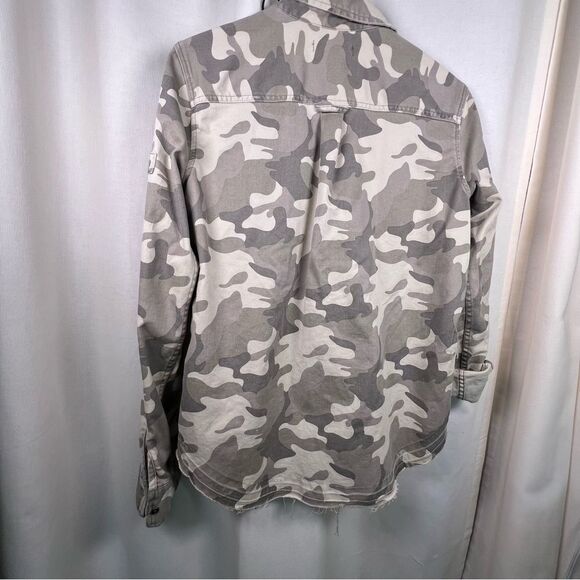 Bundle of two Hollister denim button shirts 🖤 extra small - Picture 4 of 13